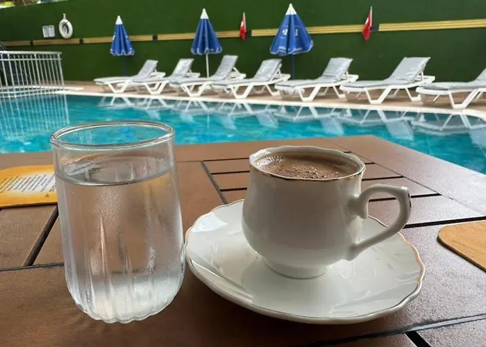 Aslan - Ex Otel Alanya